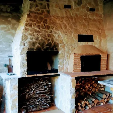 منزل ريفي El Pozo De La Cotarra Cabezuela